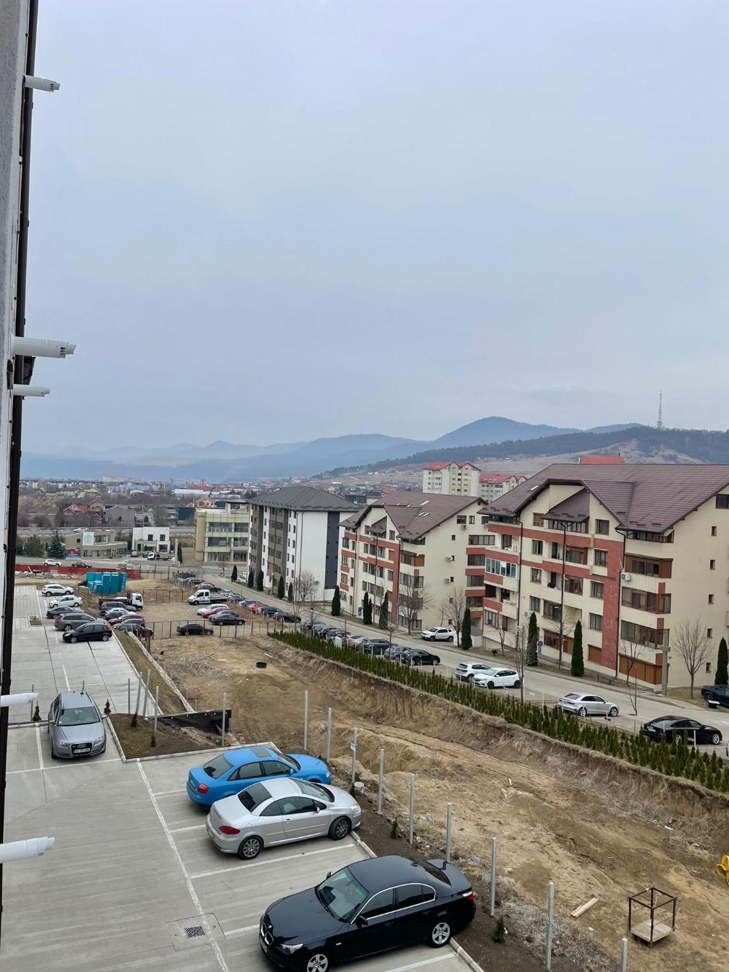 Alessandra-Aparthotel Piatra Neamţ Екстериор снимка